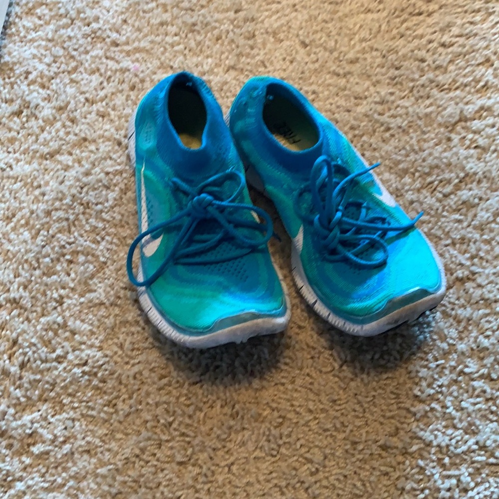 Nike free knit shoe size 7 teal